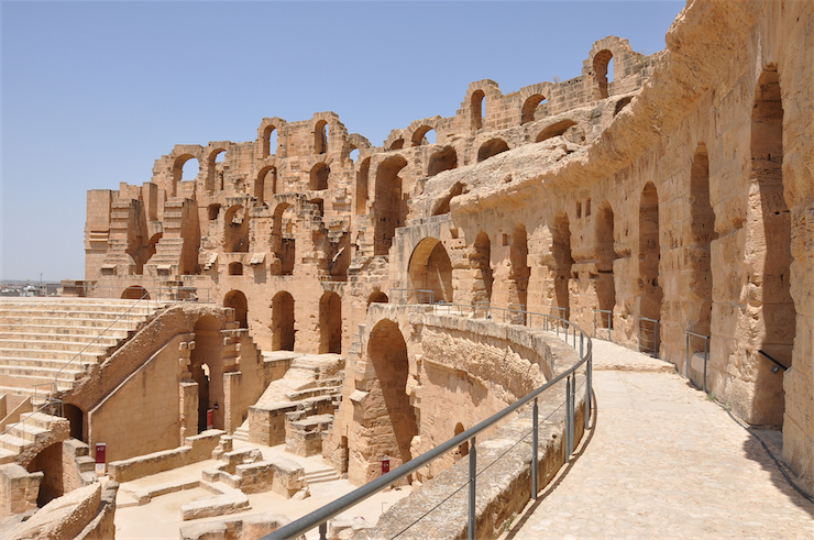 圧倒的なローマ帝国時代の円形闘技場が残るチュニジアのエル・ジェムに行ってきました。