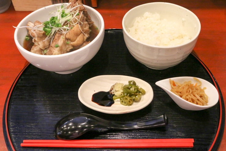 絶品のマレーシア料理「バクテー」を食べてみよう。東京都北区・十条のバクテー専門店「肉骨茶 （バクテー）」に行ってみた。