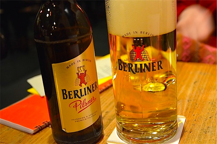 【世界の居酒屋】100種類以上のビールを楽しめるベルリンの名店「Aufsturz（アオフシュトゥルツ）」
