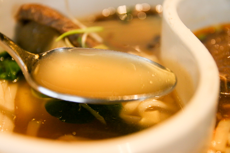 【台湾グルメ】牛肉麺好きなら当たり前！台湾屈指の贅沢すぎる牛肉麺を食べられるお店「故宮晶華（グーゴンジンファ）」