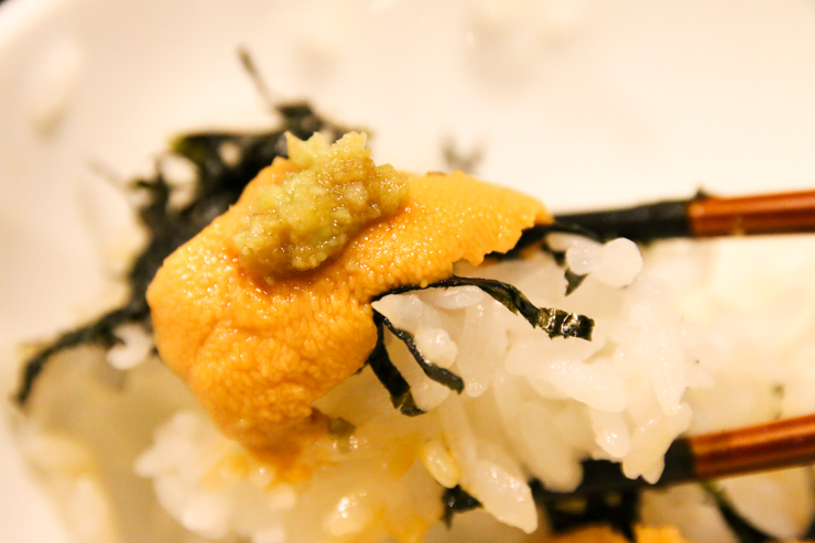 東京駅で味わう絶品うに料理！うに丼が大人気のウニ専門店「うに屋のあまごころ」に行ってみた。
