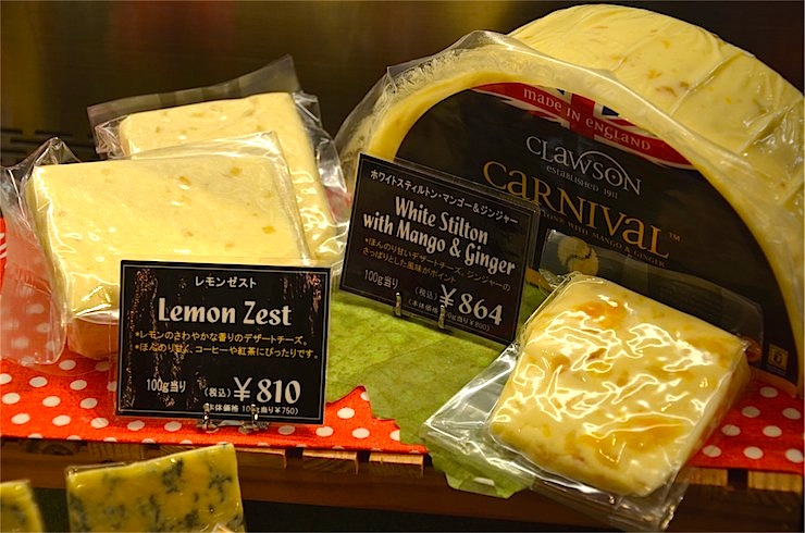 チーズ好きなら当たり前！自分好みのチーズを相談しながらゲットできるお店、水天宮の「チーズ・オン・ザ・テーブル」