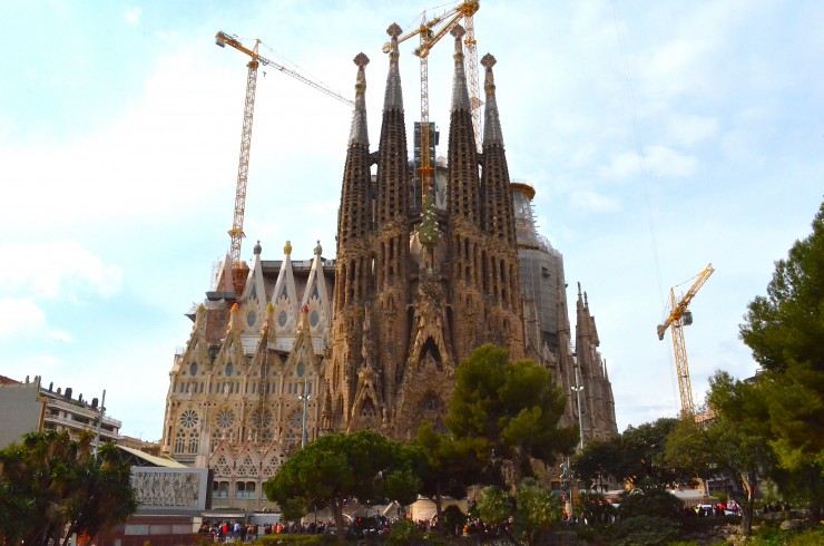世界の絶景 あと10年で完成するスペイン バルセロナの偉大な教会 サグラダ ファミリア Gotrip 明日 旅に行きたくなるメディア