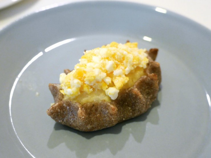 ムーミンママが焼いたようなパンケーキが食べられる北欧カフェ、名古屋市中区金山「ラヤキヴィ」