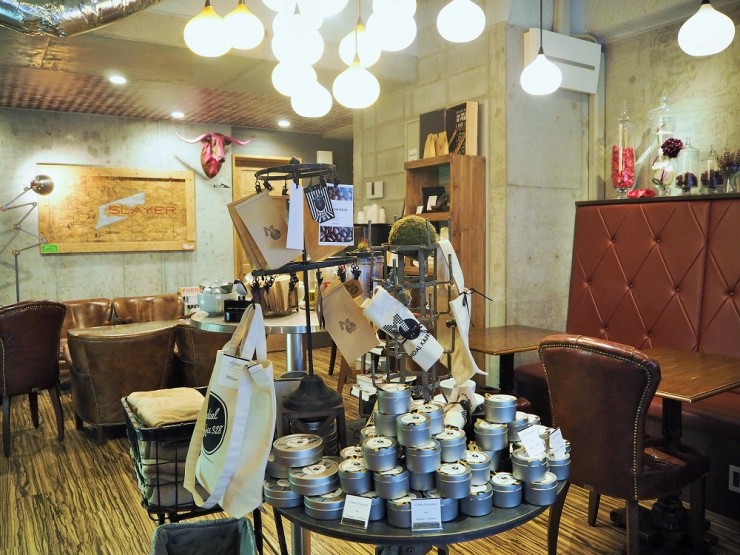 最高のエスプレッソマシンで淹れるコーヒーを堪能！大阪・堀江「モンディアルカフェ328」