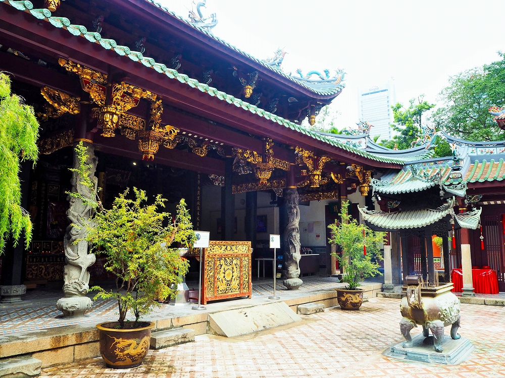 華麗なる装飾は圧巻！シンガポール最古の中国寺院「シアン・ホッケン寺院」にお参り GOTRIP!