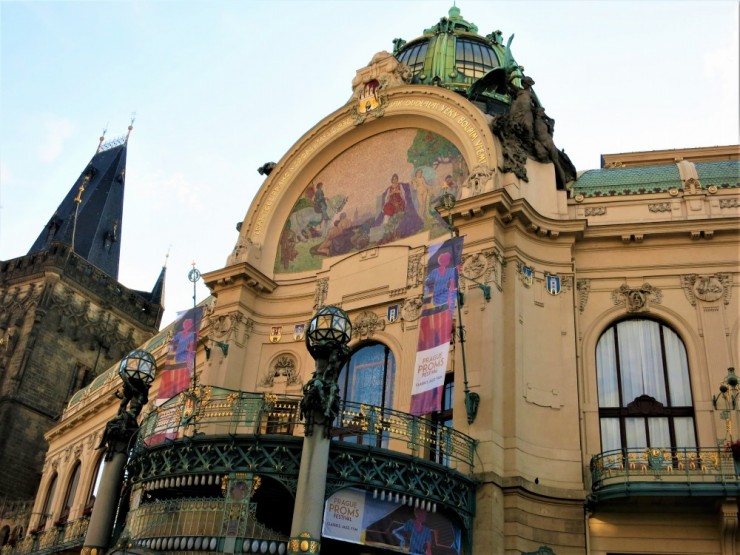 ファンならずとも必見！チェコ・プラハで訪れたいミュシャゆかりの観光スポット3選 Gotrip