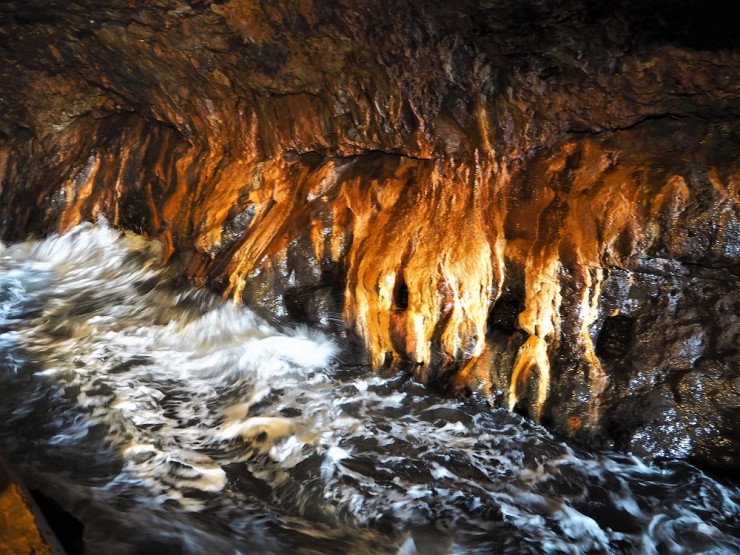 地下36メートルの洞窟は熊野水軍の船の隠し場所！？南紀白浜の名勝・三段壁洞窟