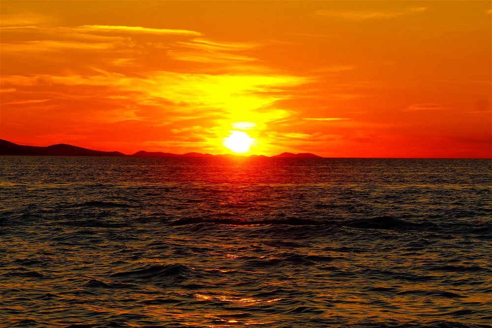 ヒッチコックが「世界一」と絶賛した夕陽の町、ザダルのマジックアワー