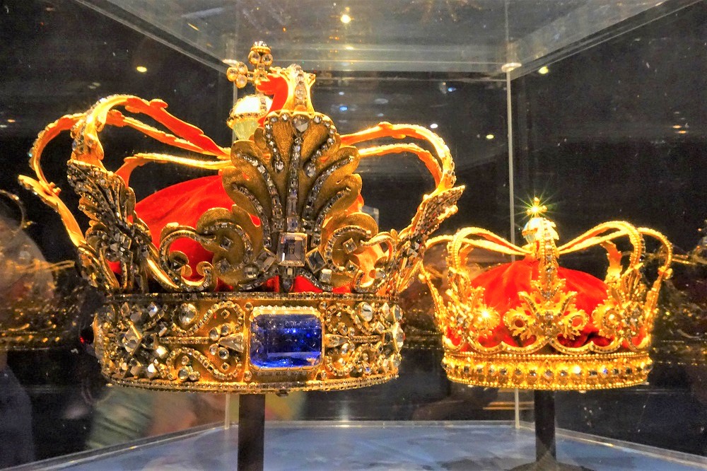 黄金に輝く王冠は圧巻 デンマーク王の夏の離宮 ローゼンボー離宮を訪ねて Gotrip 明日 旅に行きたくなるメディア