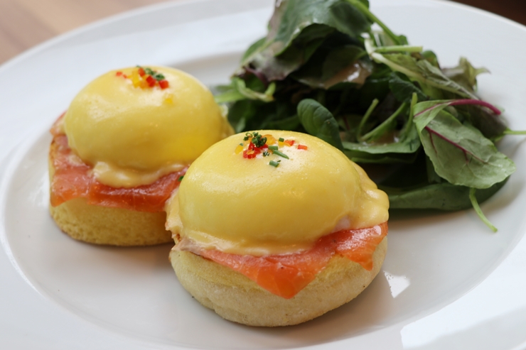 卵好きなら外せない！ 日本でも食べられるニューヨークの朝食の女王「サラベス」のエッグベネディクト