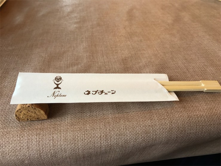 築地の新鮮な素材でつくる海鮮丼をファミレスで堪能しよう / 東京都江東区東雲のシーフードレストラン「ネプチューン」