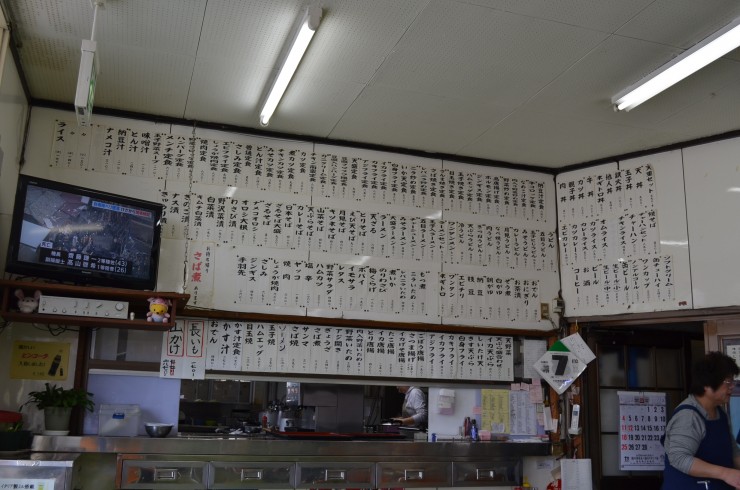 【日本ドライブイン紀行】木曽路のトラックドライバーに愛され続けるロードサイドレストラン / 長野県塩尻市の「食堂SS」