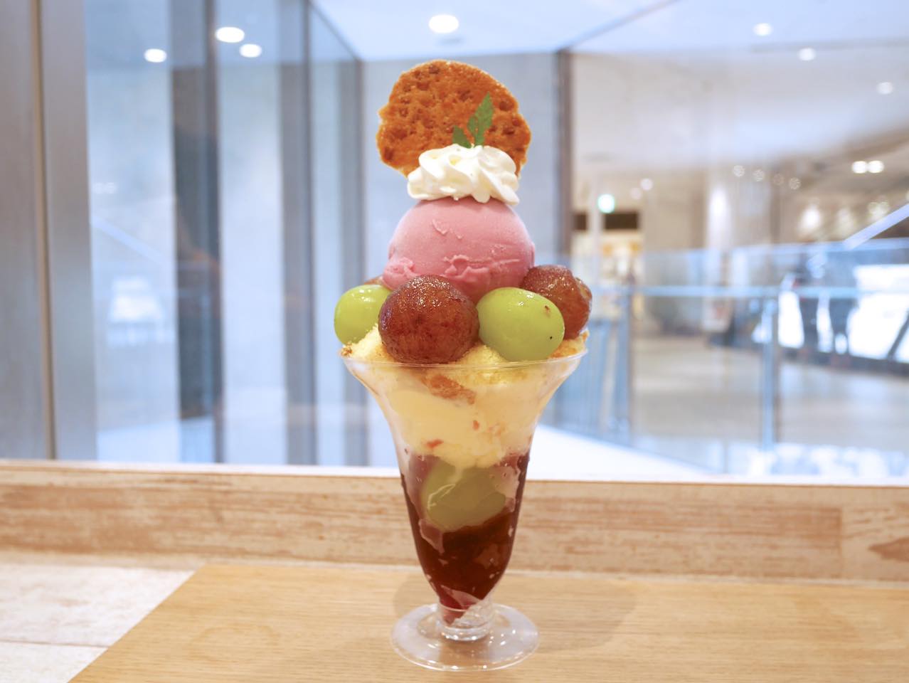 上から下まで葡萄尽くし 愛知県岡崎市で大人気の ミールカフェ が新作 葡萄のパルフェ を期間限定で発売開始 Gotrip 明日 旅に行きたくなるメディア