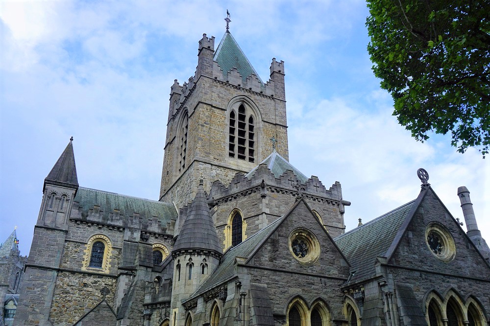トムとジェリー にも会える アイルランド ダブリン最古の教会クライストチャーチ Gotrip 明日 旅に行きたくなるメディア