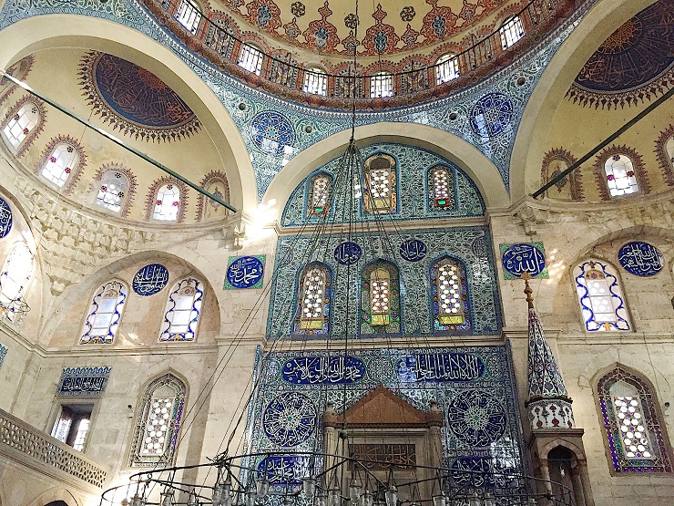 【世界の建築】祖国を離れ偉大なオスマン帝国の大宰相となったメフメトの美しいモスク / トルコ・イスタンブールの「ソクッル・メフメト・パシャ・ジャーミィ」