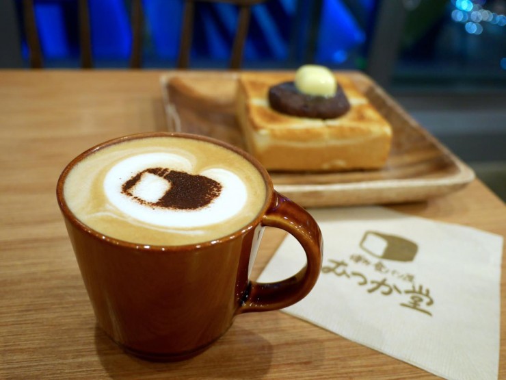 九州を代表する食パン専門店「むつか堂」が運営するカフェで味わう美味しい塩あんバタートーストとは？