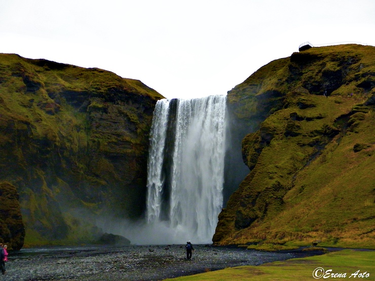 世界の絶景 エネルギッシュな大自然の宝庫アイスランドで味わう絶景の滝3選 Gotrip 明日 旅に行きたくなるメディア